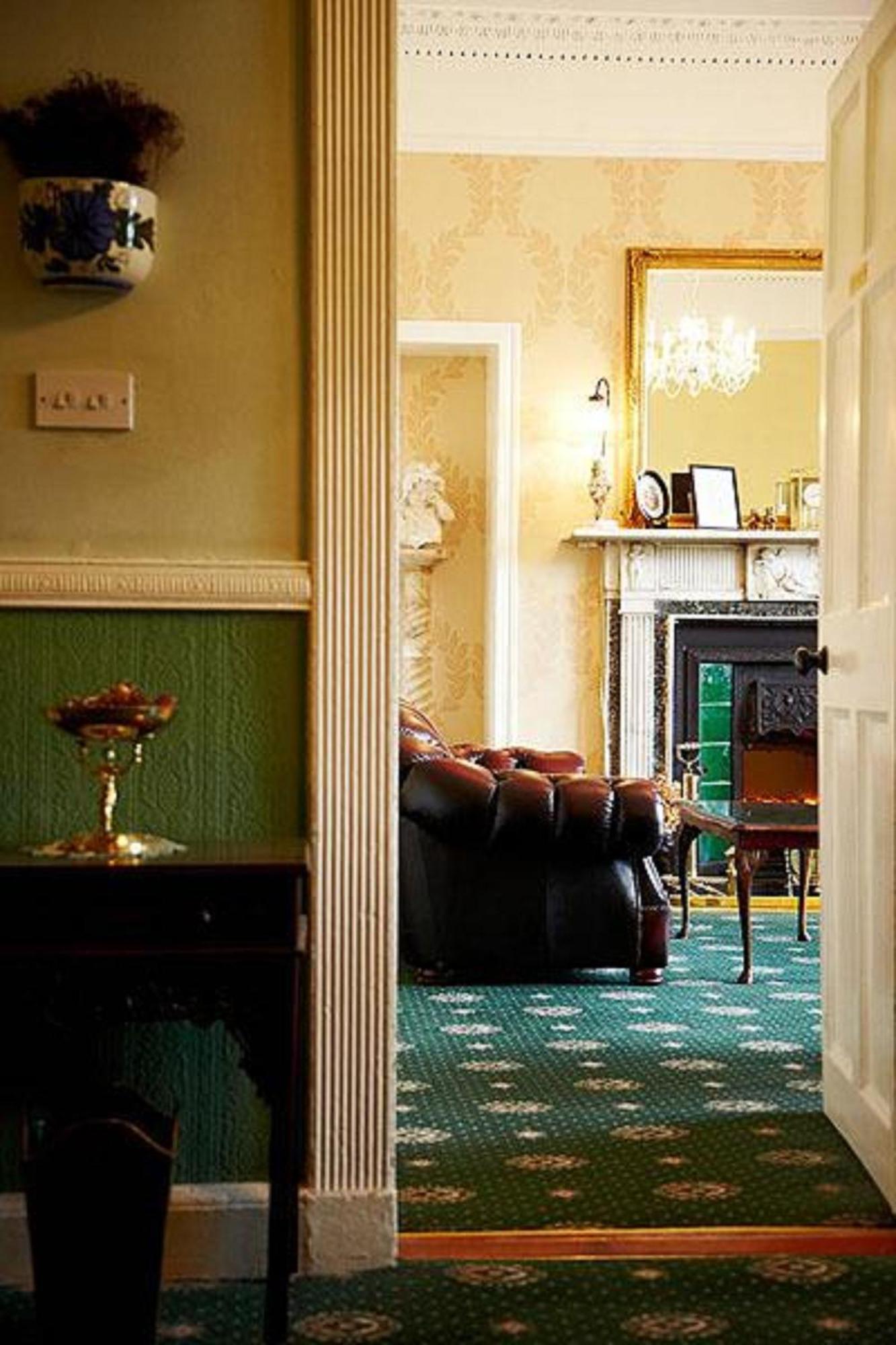 เบลเวเดียร์ ลอดจ์ Hotel คอร์ก ภายนอก รูปภาพ